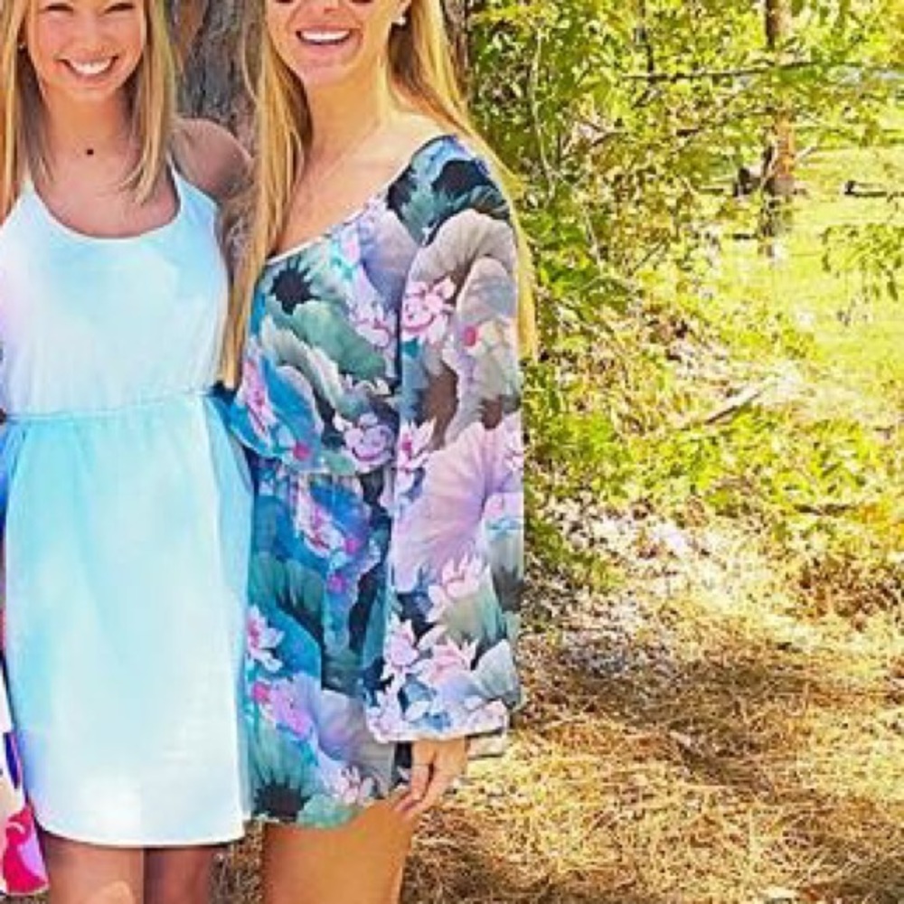 Large- Show Me Your Mumu long sleeved dress